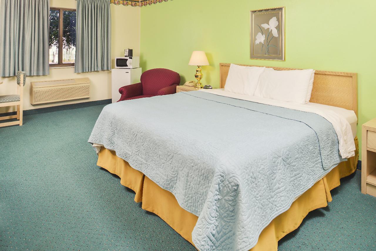 Americas Best Value Inn & Suites - Bluffton Exteriér fotografie