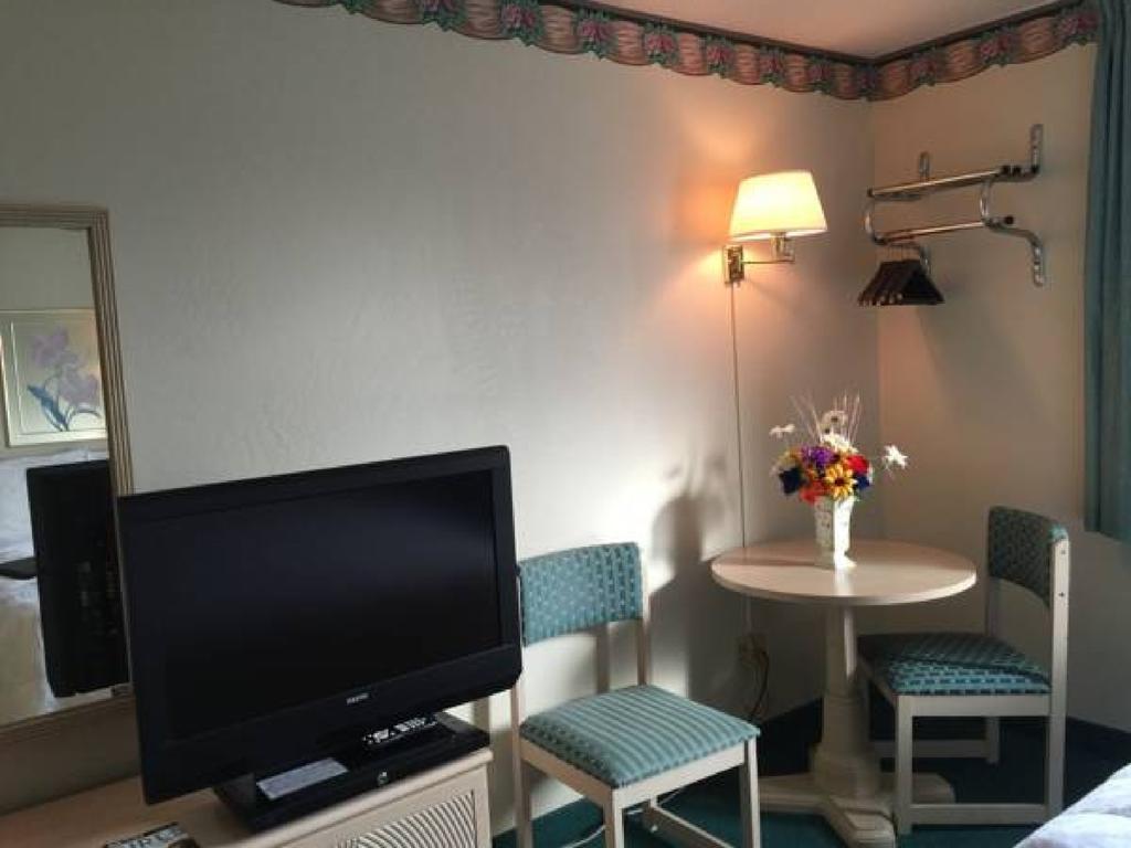 Americas Best Value Inn & Suites - Bluffton Exteriér fotografie