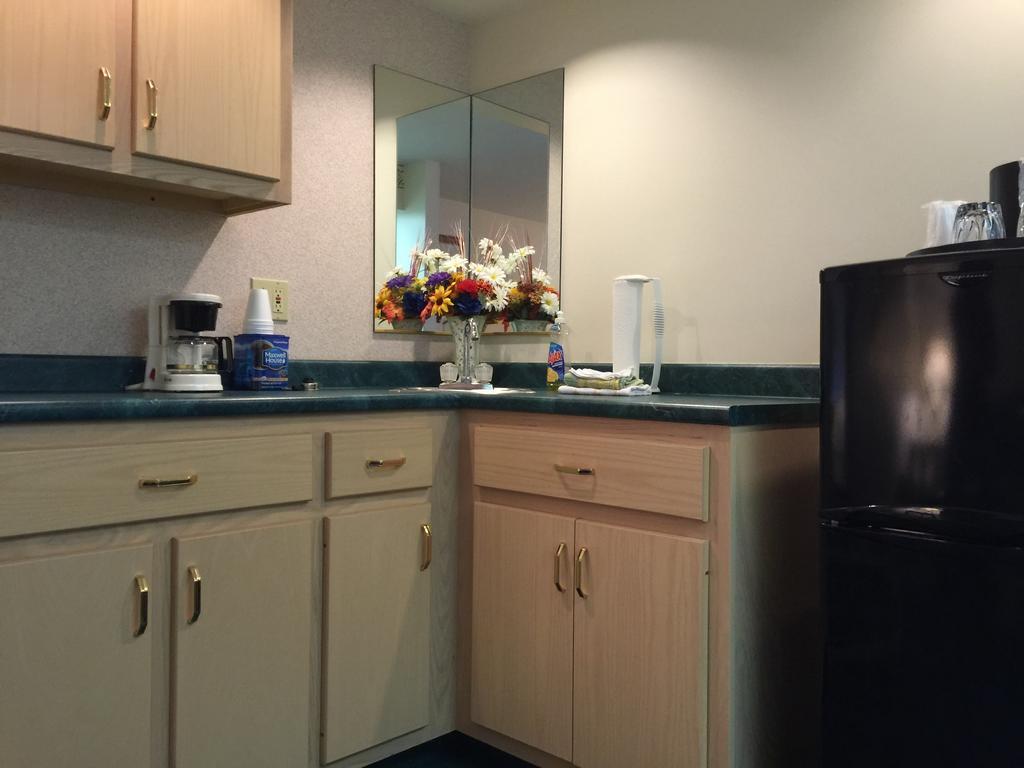 Americas Best Value Inn & Suites - Bluffton Pokoj fotografie