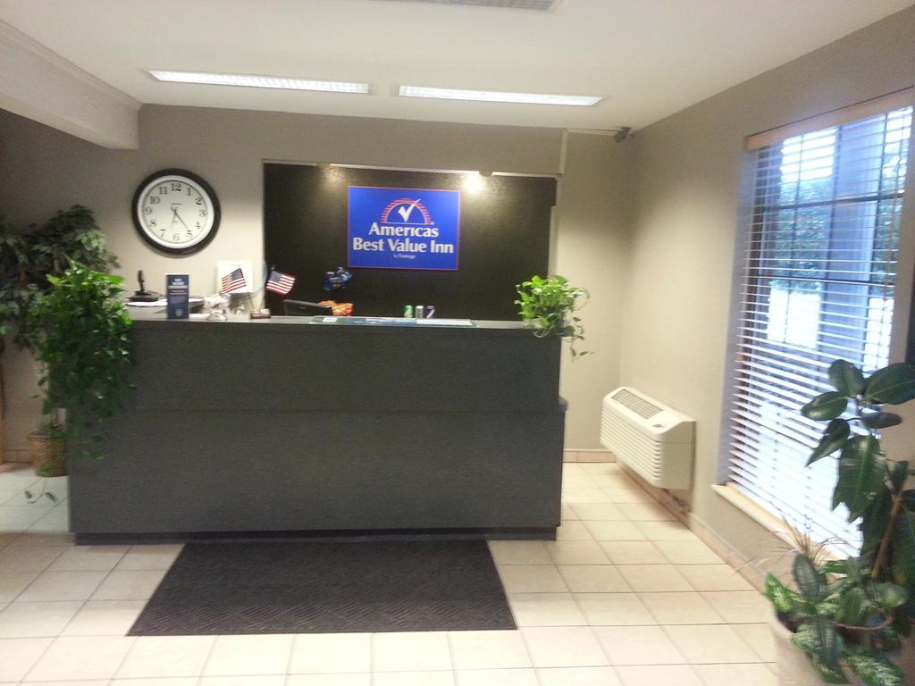 Americas Best Value Inn & Suites - Bluffton Exteriér fotografie