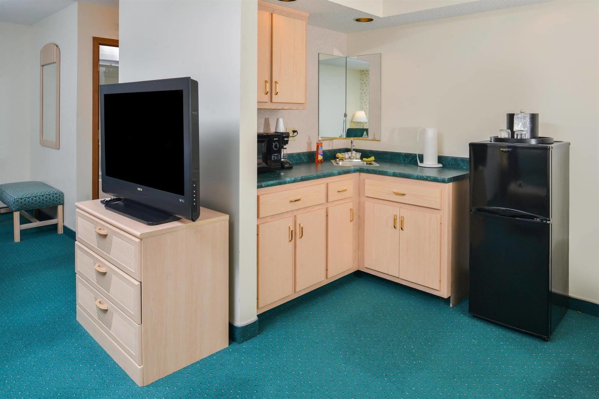 Americas Best Value Inn & Suites - Bluffton Exteriér fotografie