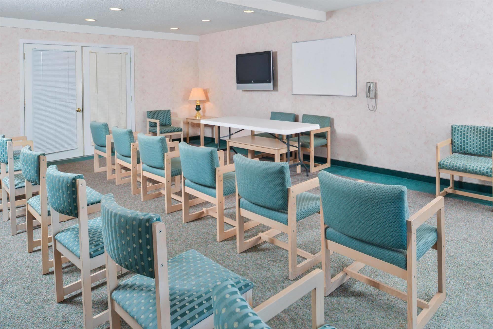 Americas Best Value Inn & Suites - Bluffton Exteriér fotografie